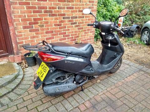 2012 Yamaha Vity 125 scooter, new 1 year MOT, just 1 owner from new, very good runner, bargain ,,,
