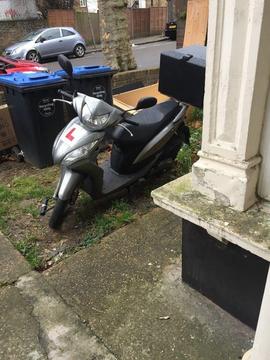 Honda Vision long MOT till 8 dec 2018