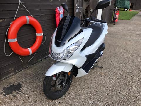 Honda pcx 125 (2017)