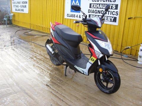 BEELINE VELOCE RS 50cc SCOOTER,16 PLATE,5400 MILES,RUNS AND RIDES LIKE NEW,BEAUTIFUL RELIABLE BIKE