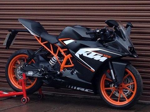 KTM RC 125 ABS 2016. Only 763miles. Delivery Available *Credit & Debit Cards Accepted*