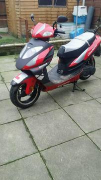 125 moped