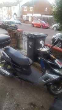 NICE MOPED FOR SALE RUN VERY WELL ONE OWN ONLY VERY RELIABLE MOPED