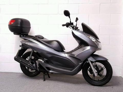 2013 HONDA PCX125 ONE OWNER VERY CLEAN