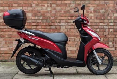 Honda Vision 110cc (15 REG), Immaculate condition, One owner, Only 1300 miles!