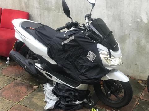 66 Plate Honda PCX (logbook, low millage, with accessories)