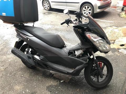 Honda PCX 125cc Matt Grey 2015 1 owner