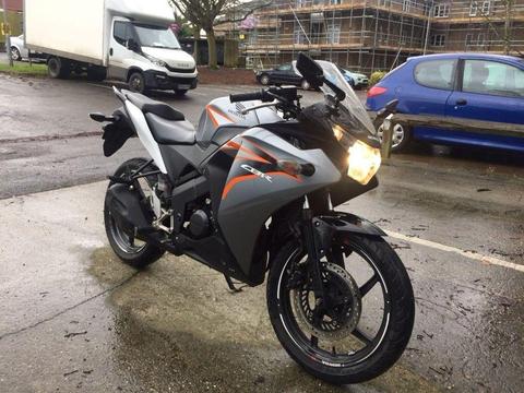 honda cbr 125 new shape in grey