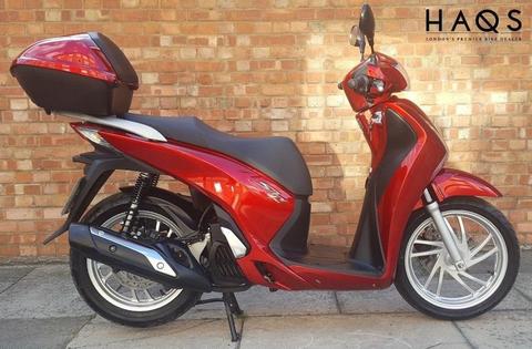 Honda SH 125 (65 REG), 1 Owner! Excellent condition, only 1500 miles on the clock!