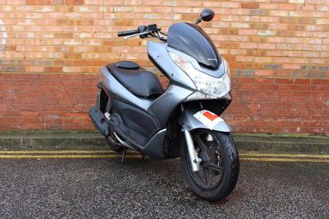 Honda PCX 125 Low Mileage NOT PS SH Dylan Forza Swing CBF Yamaha Nmax Tmax YBR Delivery Bike Vespa