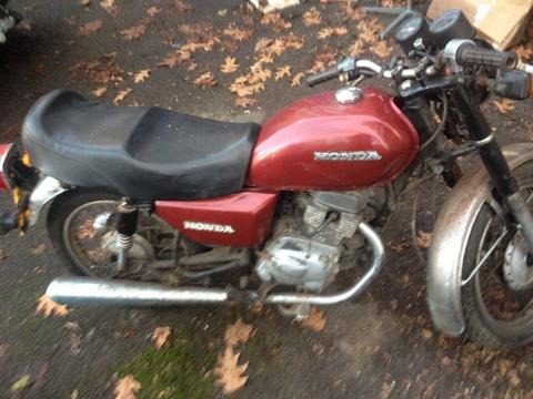 Honda CD125TC Barn find project I have the V5 not cb125t