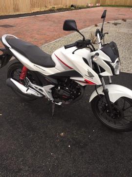 Honda GLR 125 low mileage and comes with 3 x free servicing