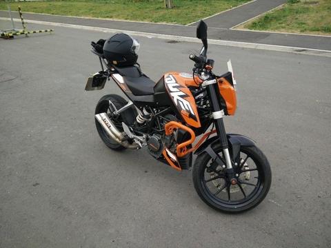 KTM DUKE 125 2015 ABS LOTS OF EXTRAS ONO MOTORCYCLE MOTORBIKE