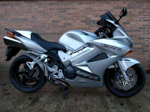 2002 Honda Vfr 800 Low Mileage Only 8000!!