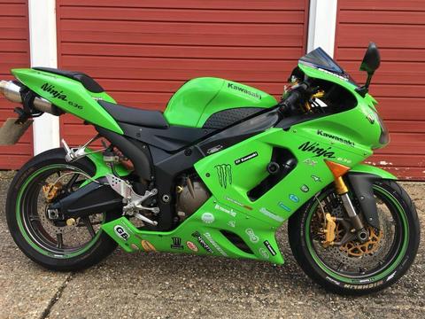 Gorgeous 2005 kawasaki zx 636 ninja - moted 26k miles 1 owned Just been serviced