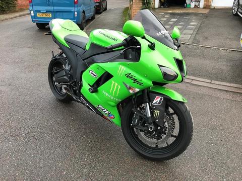 Kawasaki Zx6r p8f low mileage