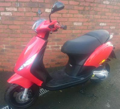 PIAGGIO ZIP 50cc 2T 2012 Immaculate Condition Perfect Runner