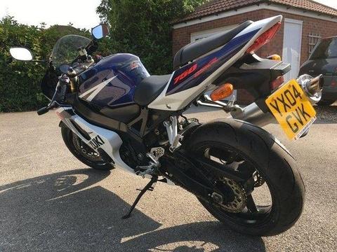 Suzuki Gsxr 750 k4 k5 - Low Mileage - Major Service & Valve Checks just done!