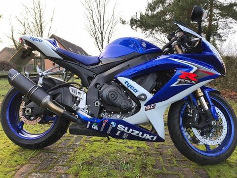 Suzuki GSXR600 2011 K9 | SC Project Pipe & Heated Grips | 7.7k miles