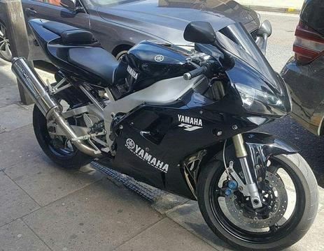 Yamaha Yzf R1 - in Mint Condition