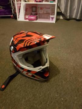 Kids motorbike helmet