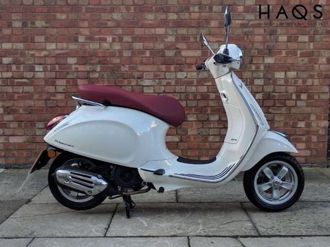 Vespa Primavera 125cc (16 REG), As new condition with only 4 miles!