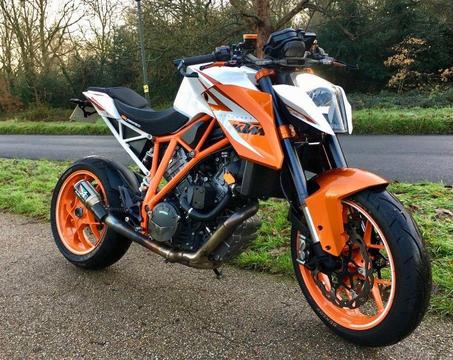 KTM 1290 SUPERDUKE R se 2016 (66) Fantastic Bike. FSH. 4955 miles