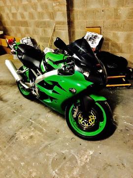 Kawasaki ZX6R 600cc 2001 Mot til 08.09.2018 Low miles