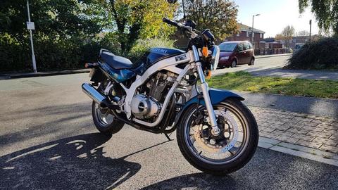 Suzuki GS 500 EW Stunning Condicione Long M.O.T GS500