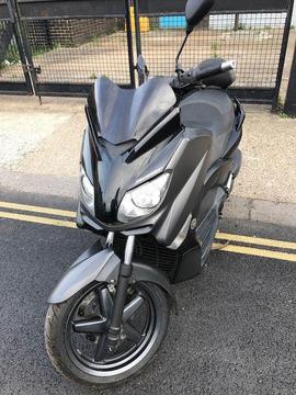 2012 Sport Yamaha YP125-R X-MAX yp 125 r xmax in Grey great condition