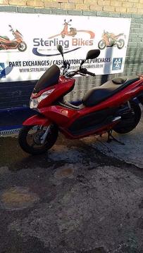 Here for sale we have a HONDA PCX 125cc, RED 2012 FOR £1650