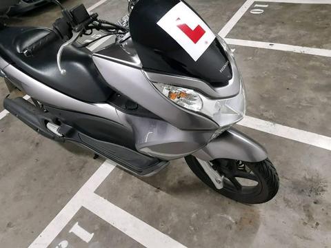 Honda pcx like new