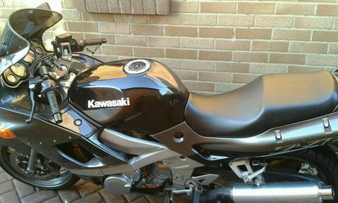 Kawasaki ZZR600 Amazing condition