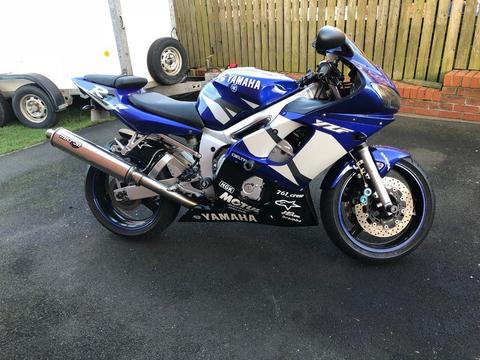 2002 YAMAHA R6