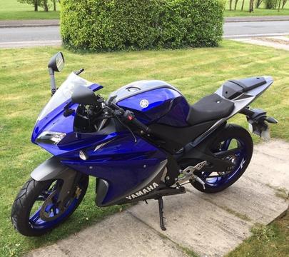 Yamaha YZF R125 2013 Excellent Condition only 2500 miles