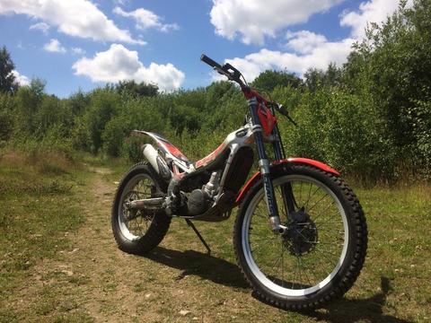 Beta rev 3 250cc two stroke trial bike