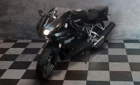 Custom Cafe racer sports race bike Ducati 1000ss 900cc super sport retro hipster head-turner