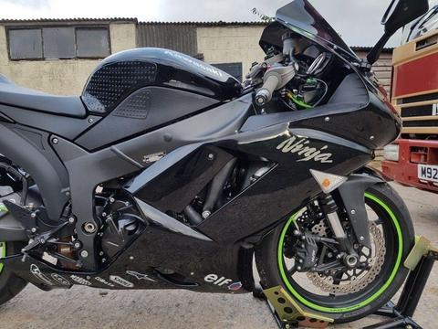 2009 Kawasaki ninja zx6r (LOTS OF EXTRAS)