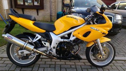 Suzuki SV650S, 1999 in great condition. Low miles for year