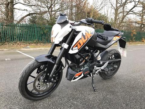 KTM DUKE 125 2014 4450 MILES