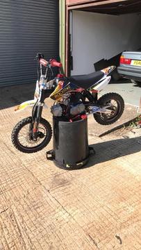 Stomp 110cc pit bike loads of new parts and brand new engine