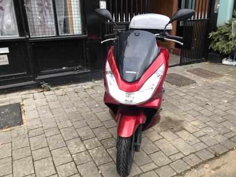 HOnda pcx 125cc red 2015 excellent runner hpi clear!!