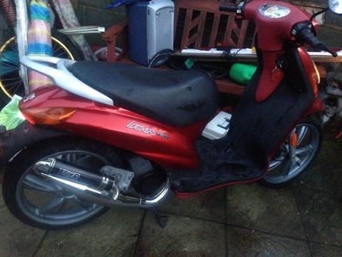 Peugeout Looxor Moped 50 cc