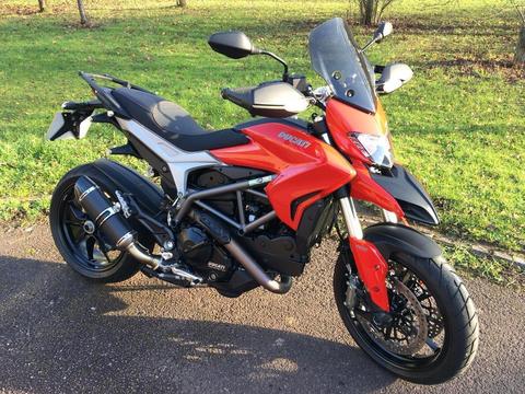 Ducati Hyperstrada 821 - 2015