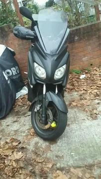 Yamaha xmax x max 125 not sh ps pcx vity nmax n max forza cbf cbr delivery bike