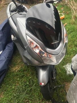 Honda pcx piaggio Vespa yamaha Suzuki kmt