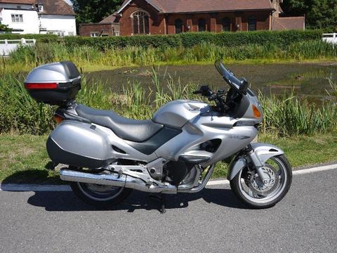 Honda Deauville 650cc