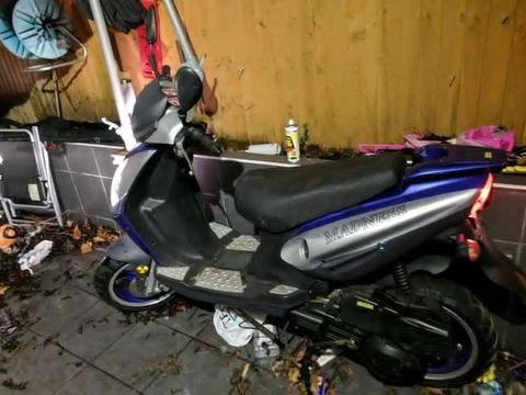 125cc scooter/moped need gone asap and needs plate