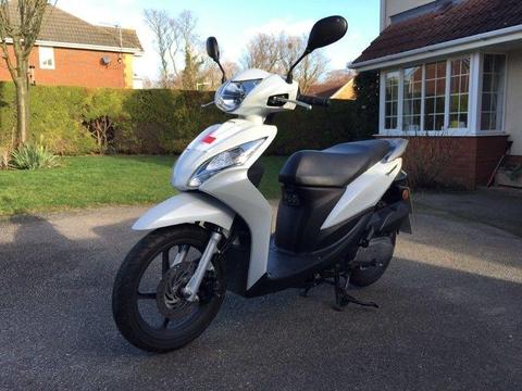 Honda NSC50 Vision (66 reg), Mint Condition