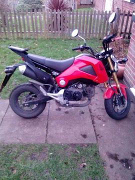honda msx 125 with alarm and heated grips